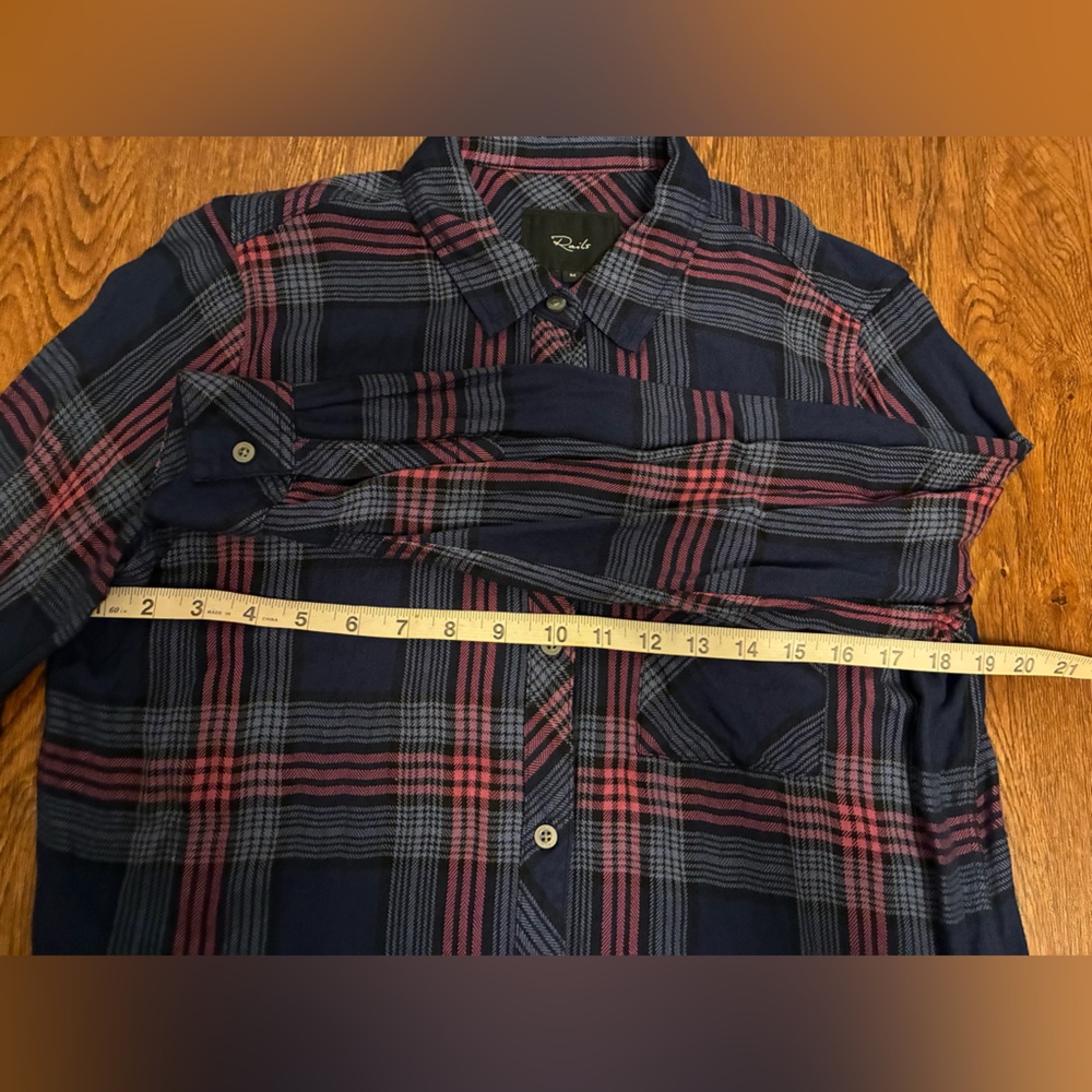 Rails Hunter Plaid Long Sleeve Shirt in Navy Rose Astor - Size M - Picture 13 of 14